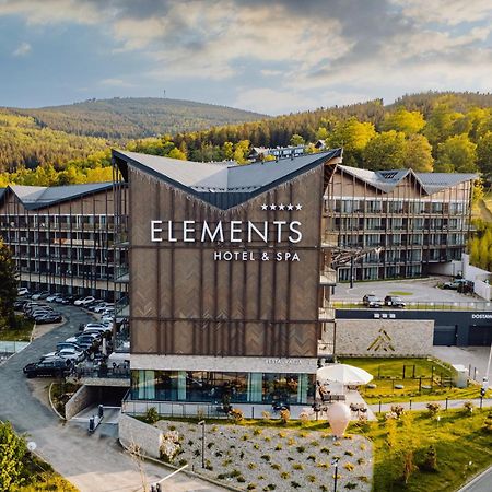 Elements Hotel&Spa Świeradów-Zdrój エクステリア 写真