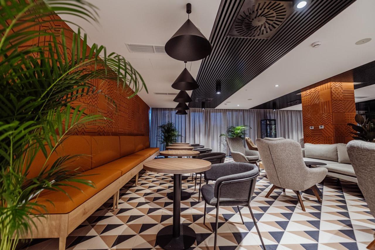 Elements Hotel&Spa Świeradów-Zdrój エクステリア 写真 The lounge at the airport