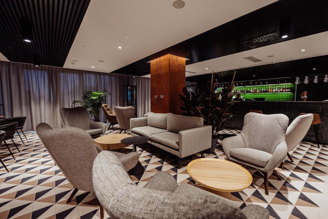 Elements Hotel&Spa Świeradów-Zdrój エクステリア 写真 The lounge at the airport