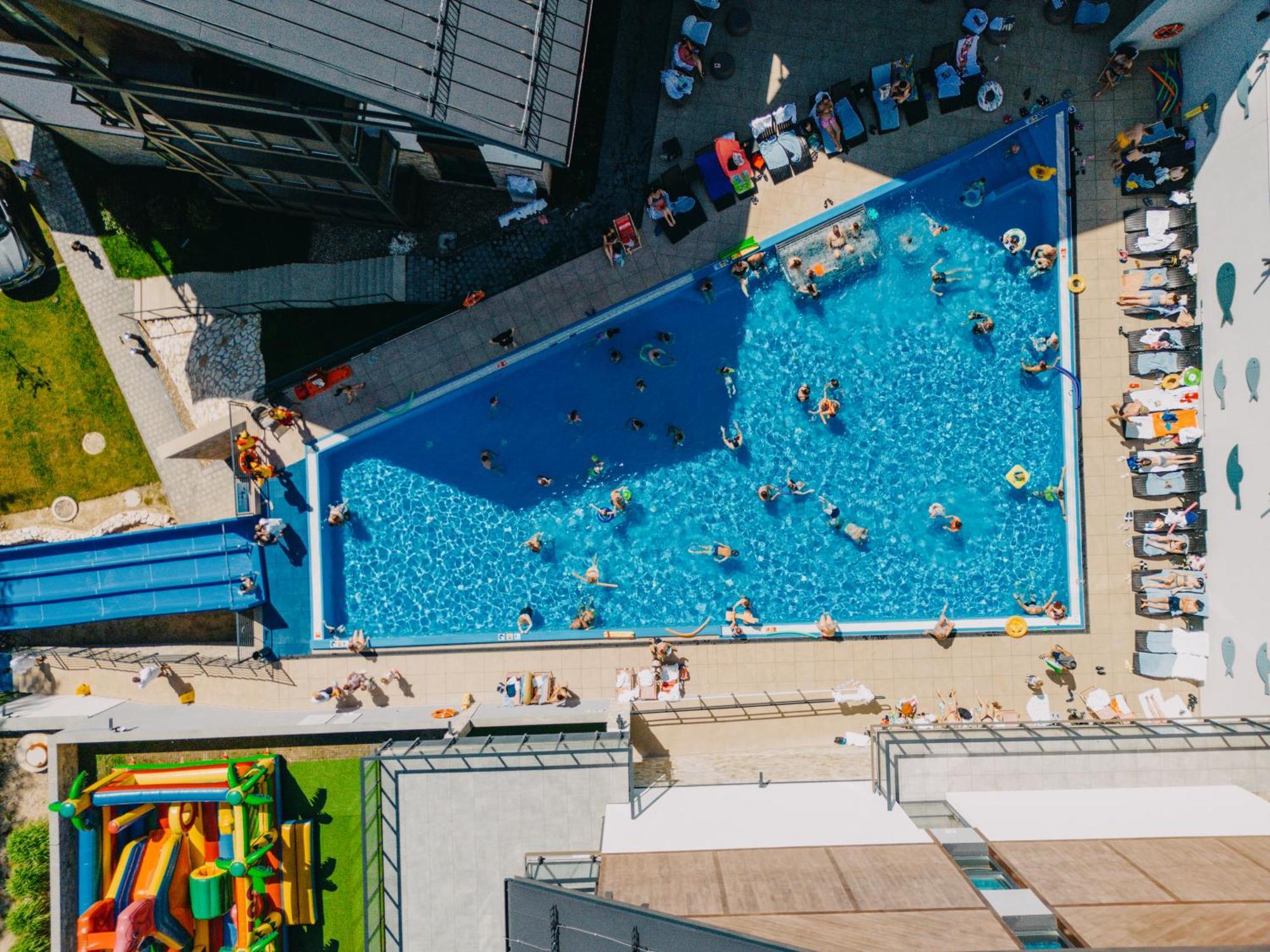 Elements Hotel&Spa Świeradów-Zdrój エクステリア 写真