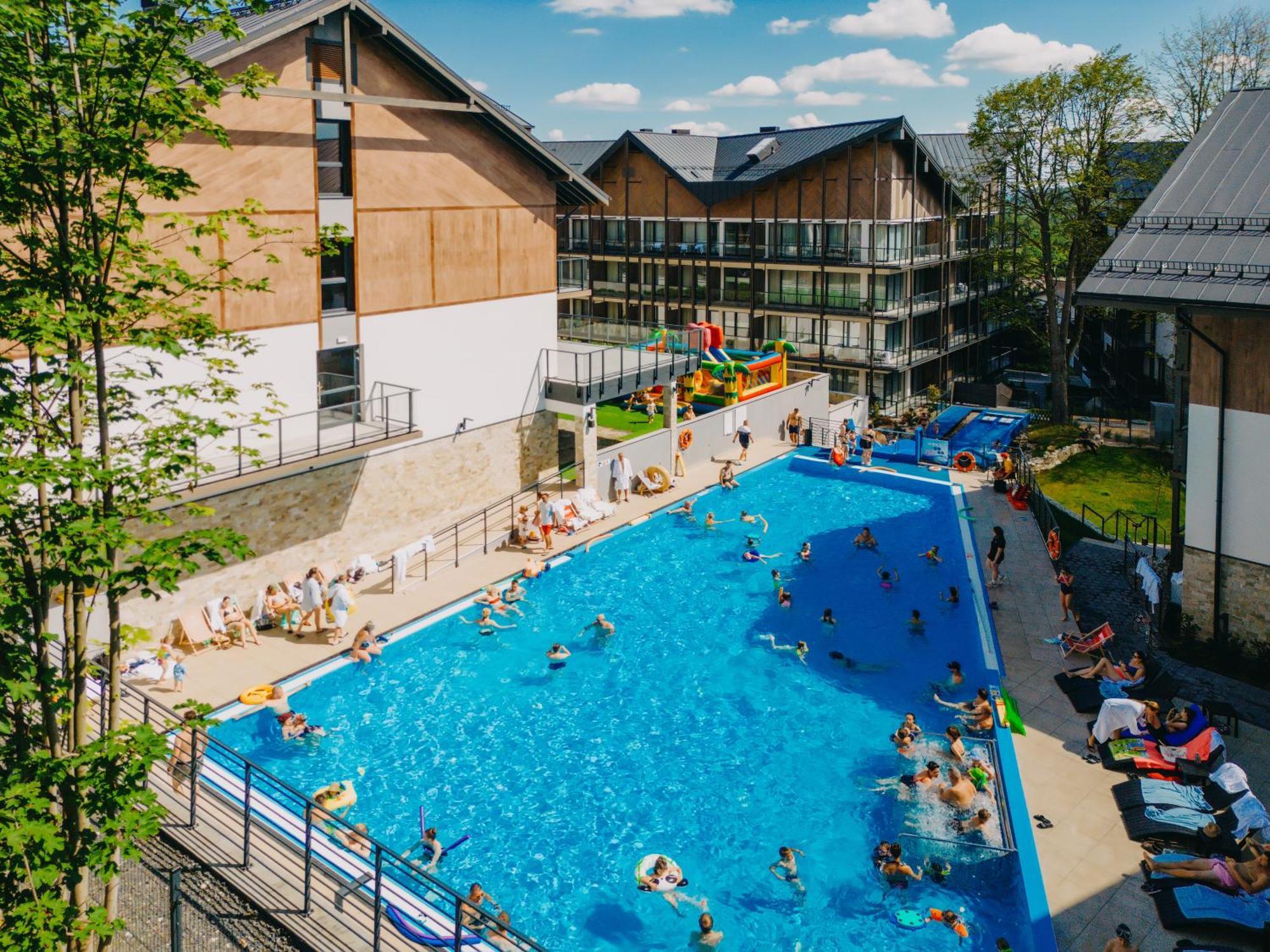 Elements Hotel&Spa Świeradów-Zdrój エクステリア 写真